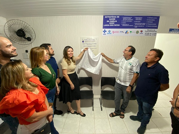 Bairro Lagoa dos Patos é contemplado com nova UBS; gestão municipal ainda entregou veículo 0KM